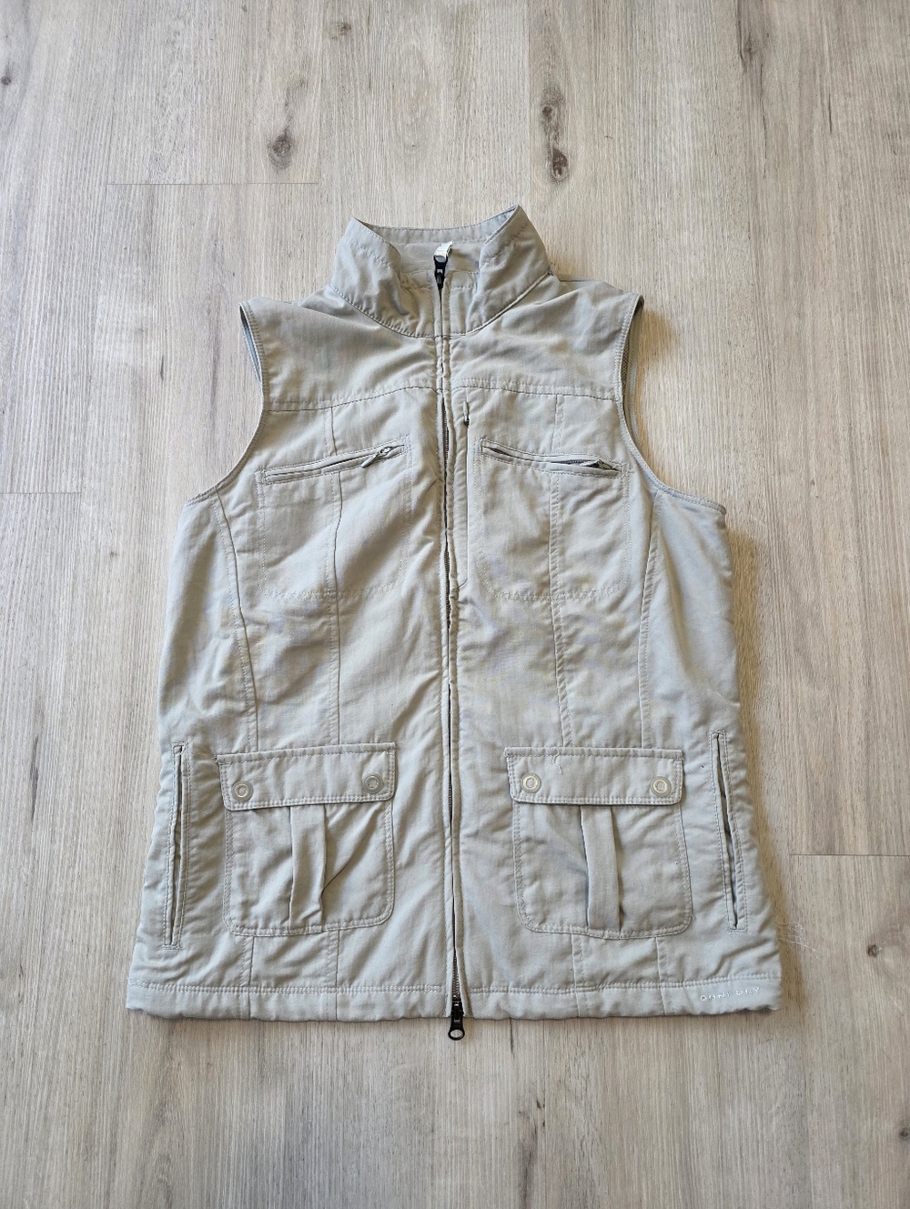 Columbia Titanium Women's Fishing Vest Size S